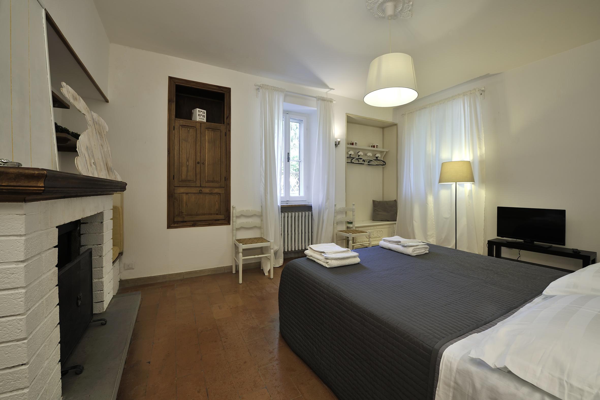 Un Petit Paradis Castiglione Della Valle Luaran gambar
